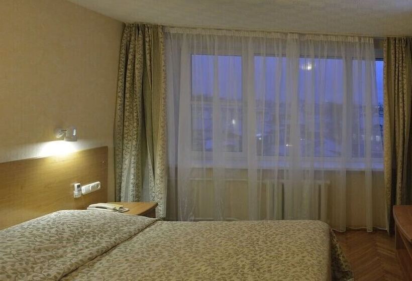 בית מלון כפרי Yubileynaya