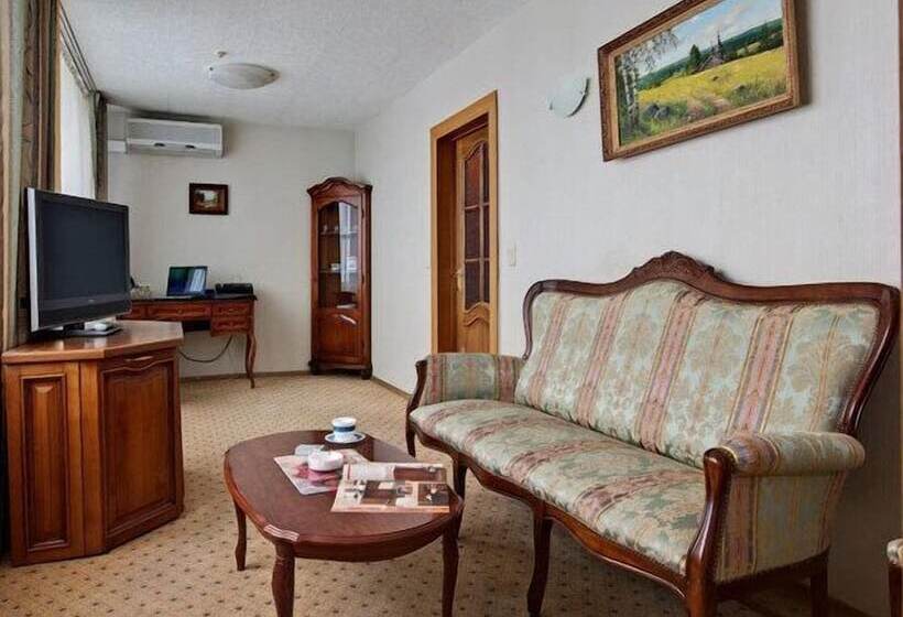 בית מלון כפרי Yubileynaya