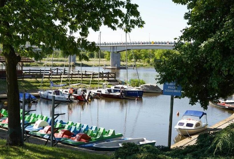 فندق Zamek Pułtusk Dom Polonii