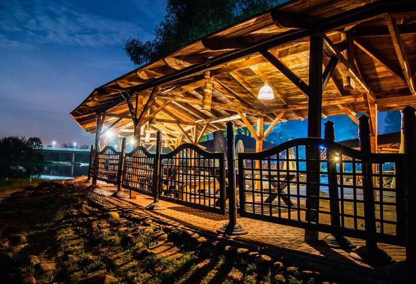 فندق Zamek Pułtusk Dom Polonii