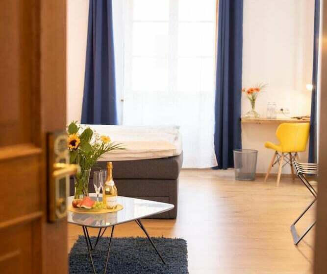 호텔 Zum Goldenen Hirschen