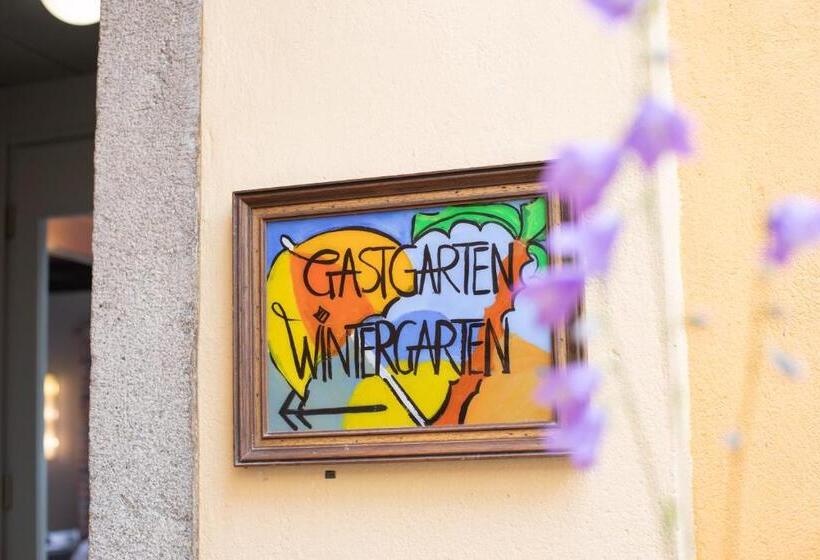 호텔 Zum Goldenen Hirschen