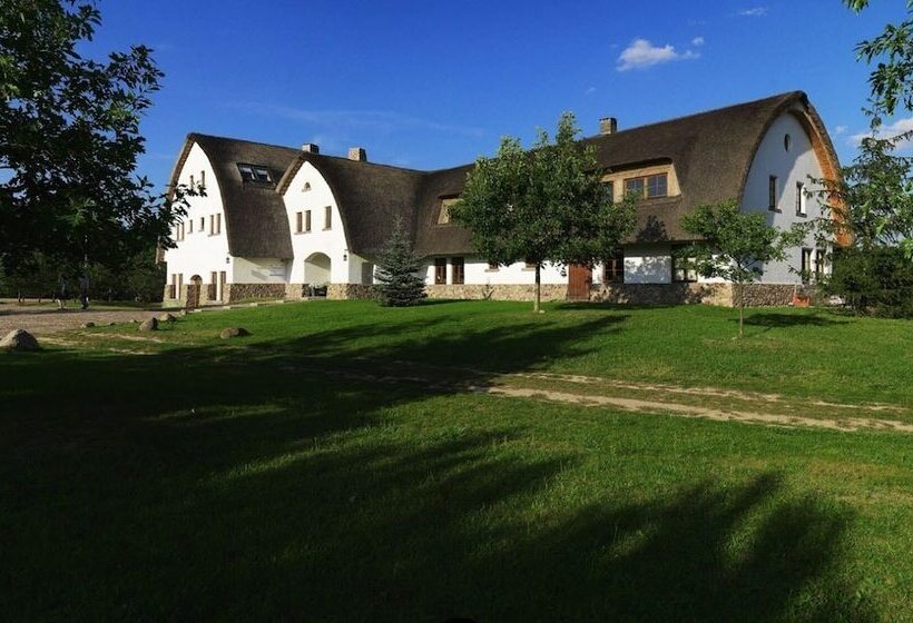 Hot_elarnia Hotel & Spa