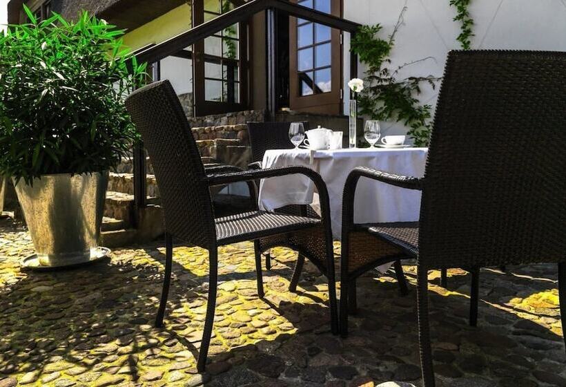 Hot_elarnia Hotel & Spa