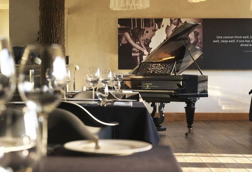 Hot_elarnia Hotel & Spa