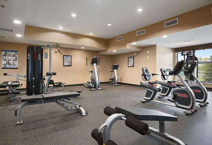 Microtel Inn & Suites By Wyndham Blackfalds Red Deer North