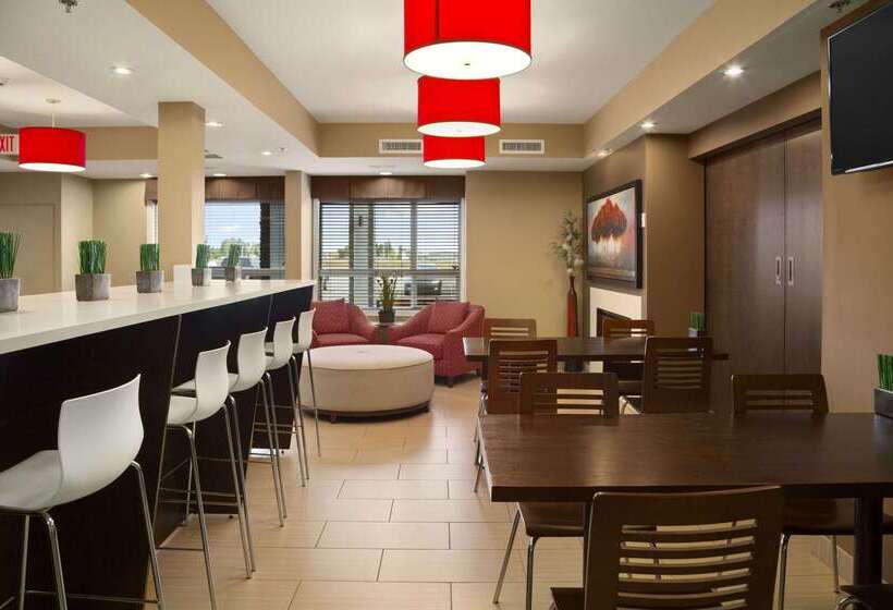 Microtel Inn & Suites By Wyndham Blackfalds Red Deer North
