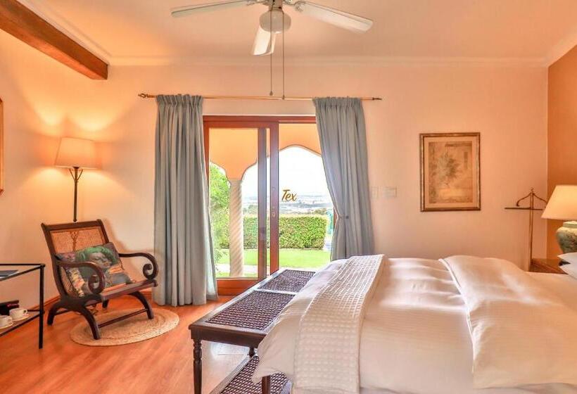 بنسيون Apricot Gardens Guesthouse