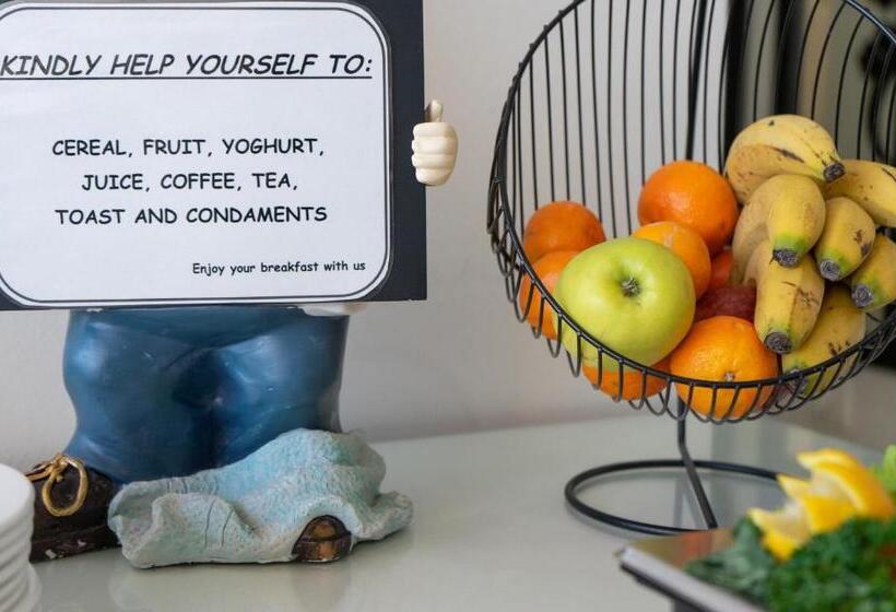 פנסיון Bartnique Guesthouse