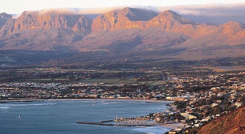 بنسيون Berg En Zee Guesthouse