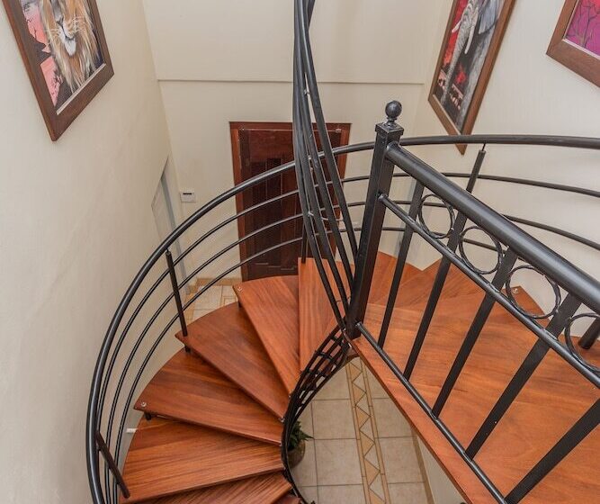 بنسيون Blue Horizon Guest House