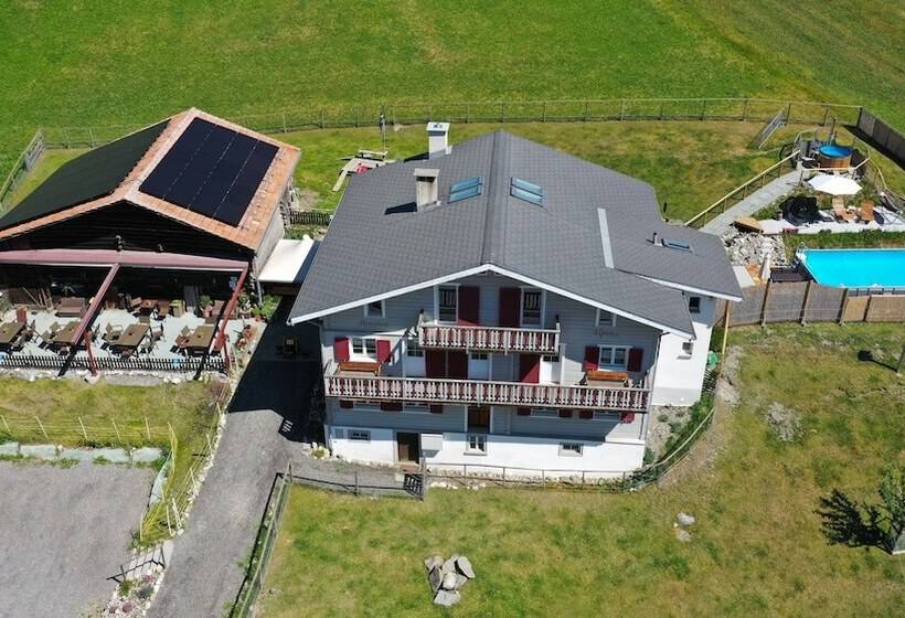 بنسيون Gasthaus Alpina