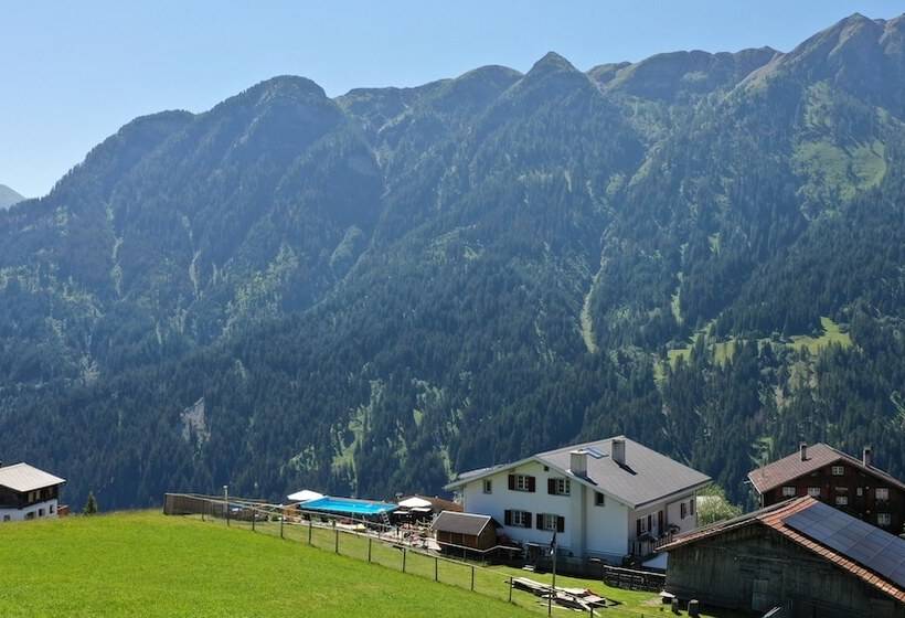 بنسيون Gasthaus Alpina