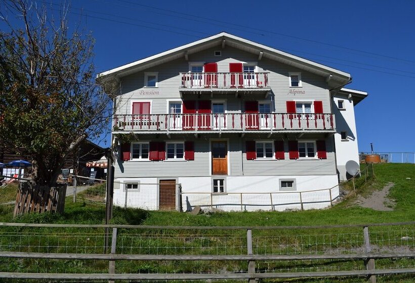 بنسيون Gasthaus Alpina