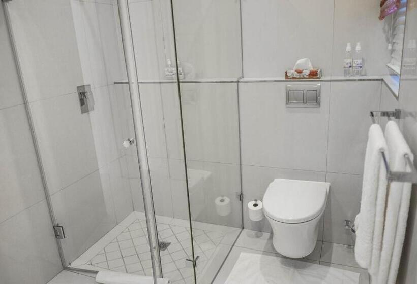 ペンション Hilltop Guesthouse