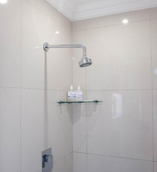 ペンション Hilltop Guesthouse