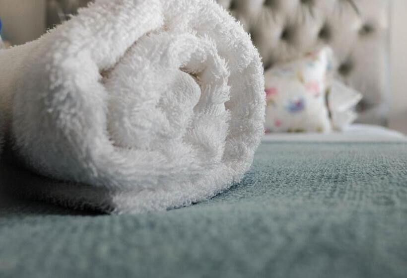 ペンション Hilltop Guesthouse