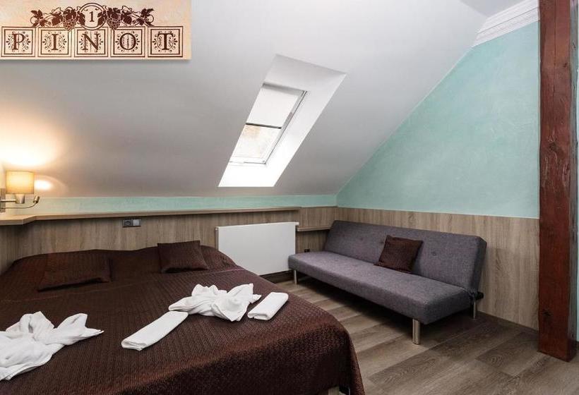 膳宿费 Bunkr Karlštejn