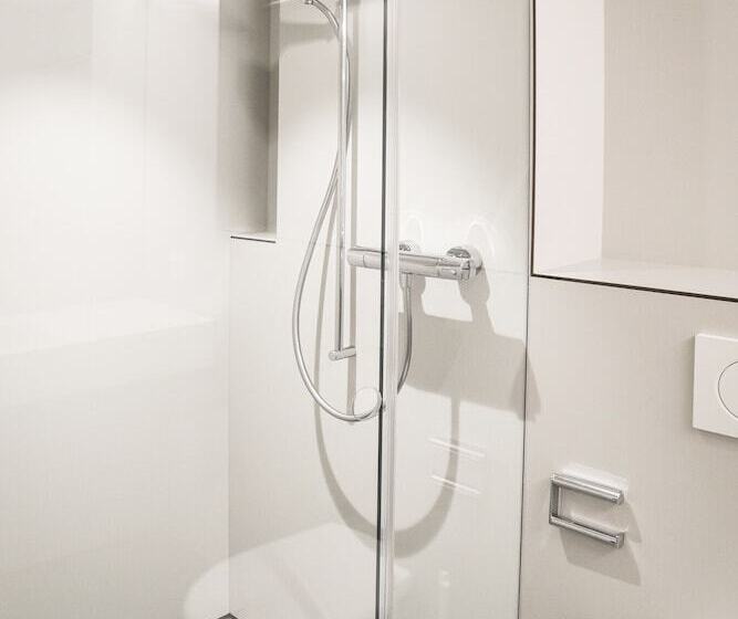 Пансион Revier Mountain Lodge Adelboden