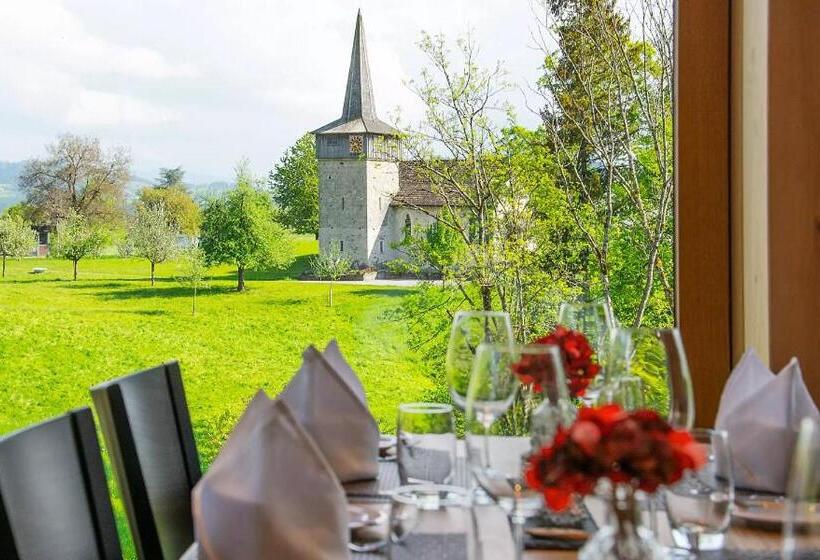 بنسيون Rössli Tufertschwil