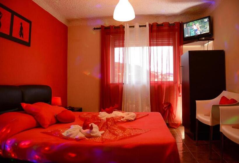 펜션 Seia Alojamentos Leitao