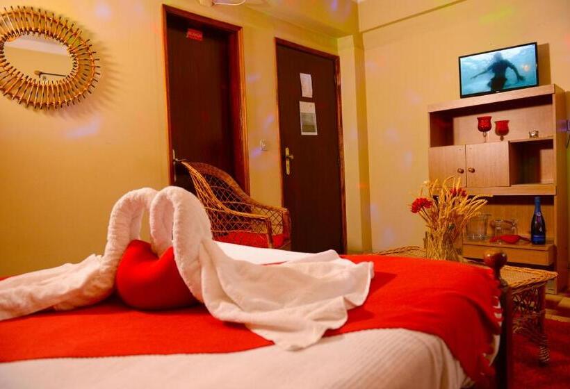 펜션 Seia Alojamentos Leitao