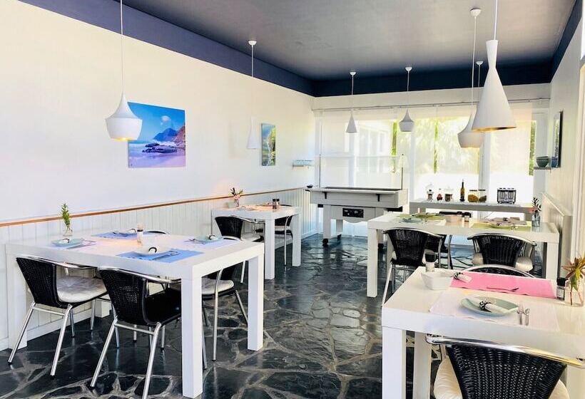 بنسيون Southern Cross Guesthouse