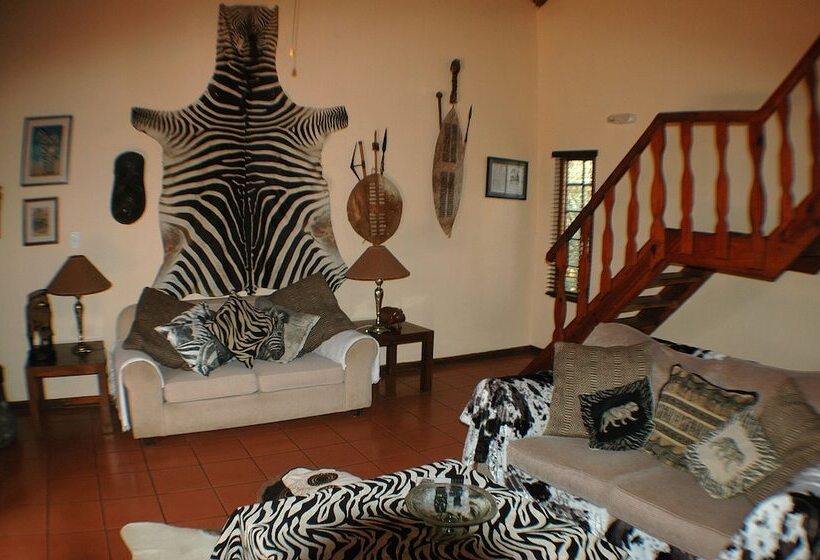 פנסיון Trees Too Guest Lodge