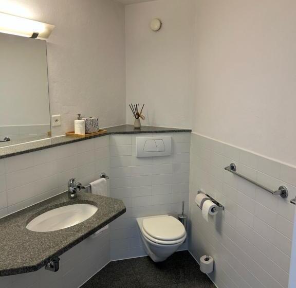 Primestay Hotel By Kostbar