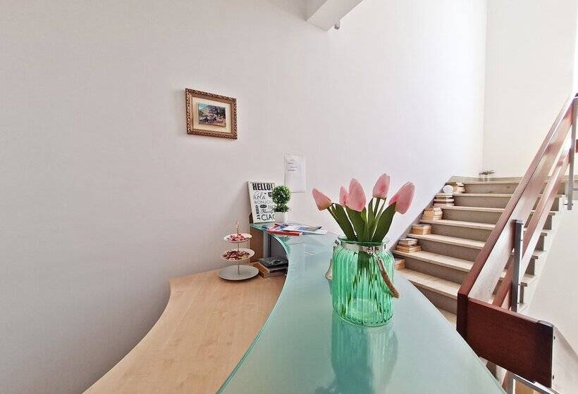 Rooms And Apartments Porat