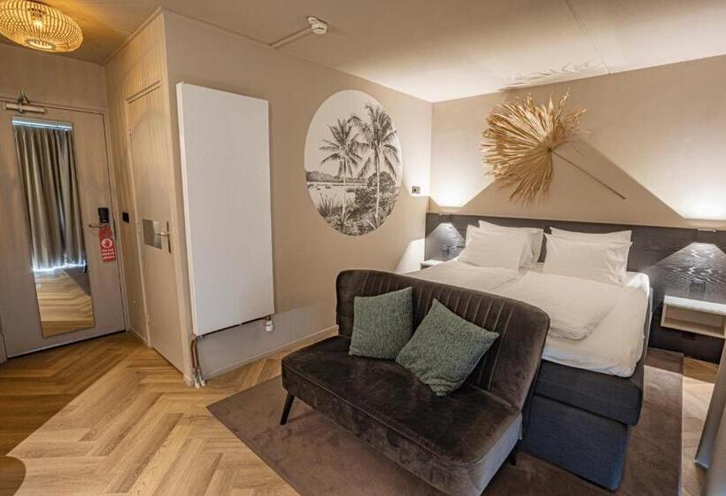 Strandhotel Camperduin