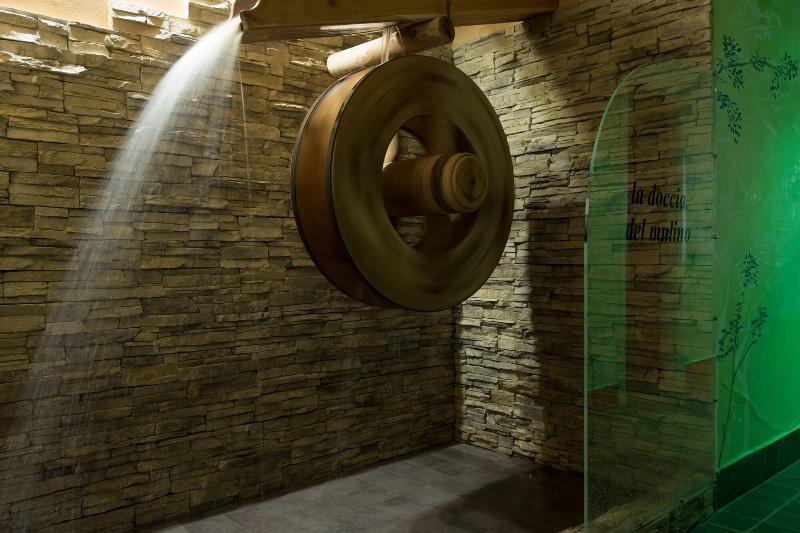 T Ami Hotel Resort Spa