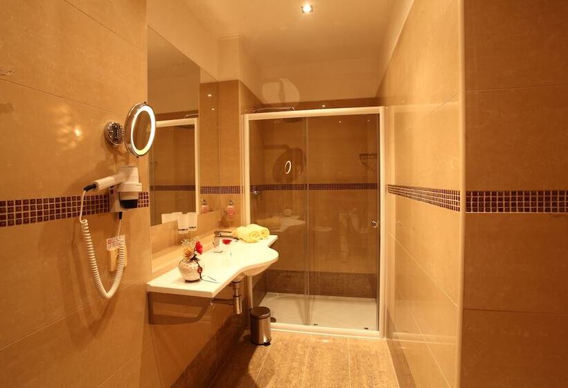 Wellness Hotel Zlatá Lípa