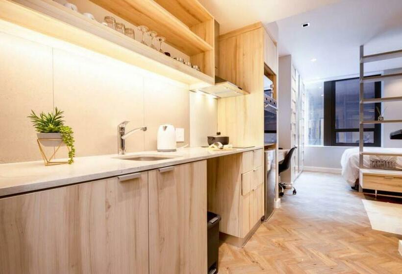 Alimama Spaces: The Rob S Foreshore Place