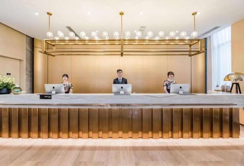 Atour Hotel Nanjing Olympic Sports Center Tianhe Plaza