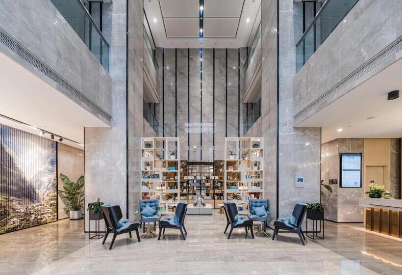 Atour Hotel Nanjing Olympic Sports Center Tianhe Plaza