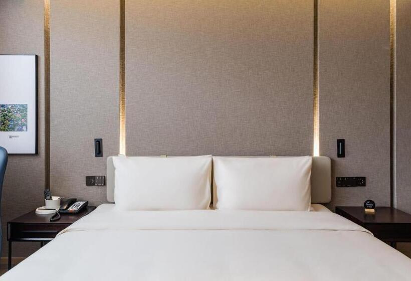 Atour Hotel Nanjing Olympic Sports Center Tianhe Plaza