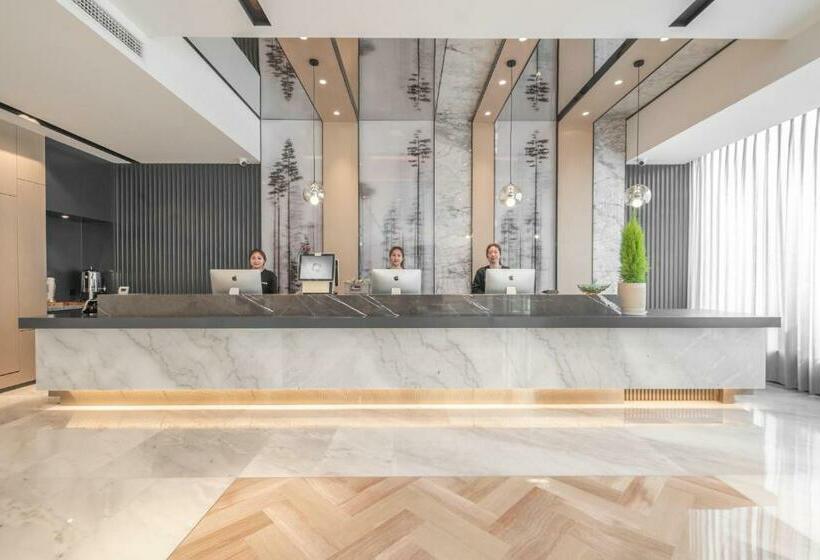 Atour Hotel Taizhou Maoye World