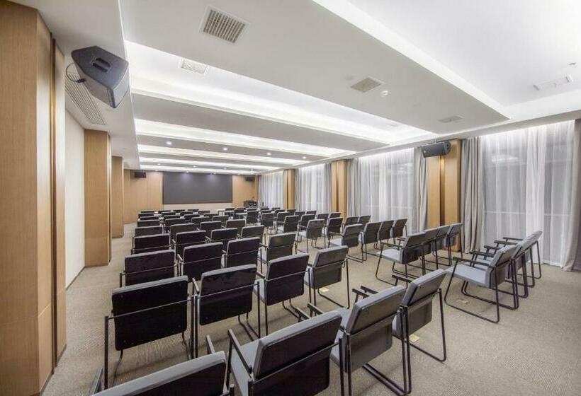 Hotel Atour  Wuhan Yellow Crane Tower