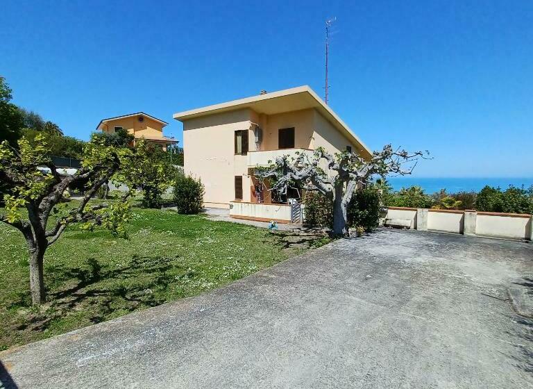 B&b Verena, Casa Ferrari