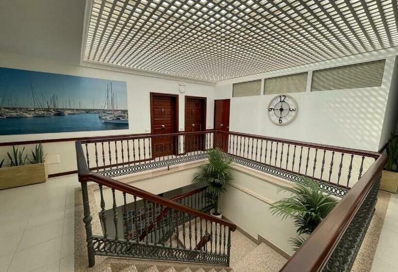 تختخواب و صبحانه Vacacional Arbelo Golf