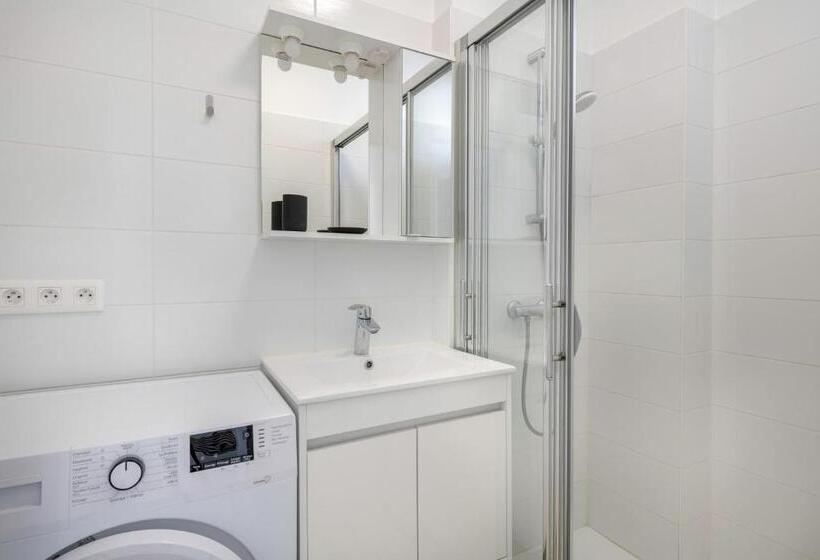 Bienvenue A Pornichet Dans Cet Appartement Vue Mer