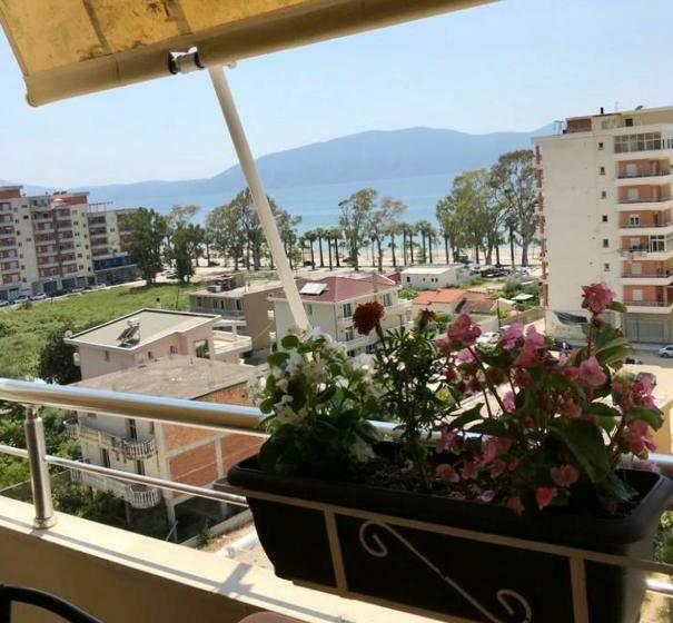 Bright Apartment In Front Of The Sea, Lungomare