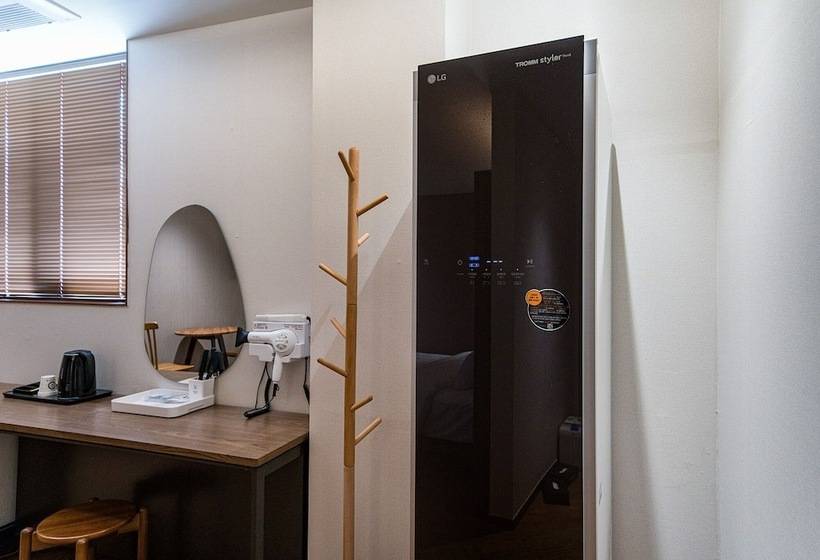 Brown Dot Hotel Eurwangri