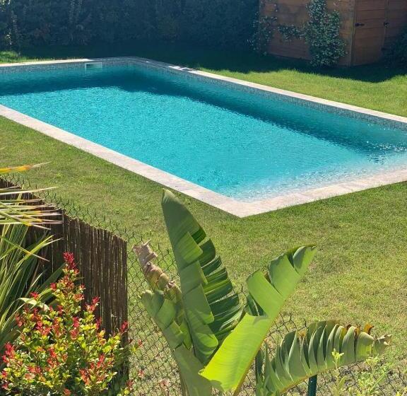 Cannes 2 Pieces De 49 M2 ,piscine. Jardin Privatif