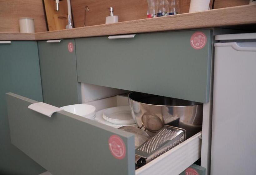 Dulcineea Downtown Garden Studio Comfy Quiet Selfcheck In Avlb