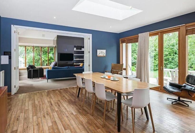 French City Mansion   Christchurch Luxury Home