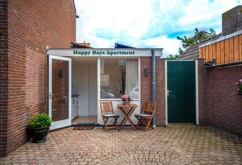 Happy Days Apartment   Luxurious   Free Parking On Own Property