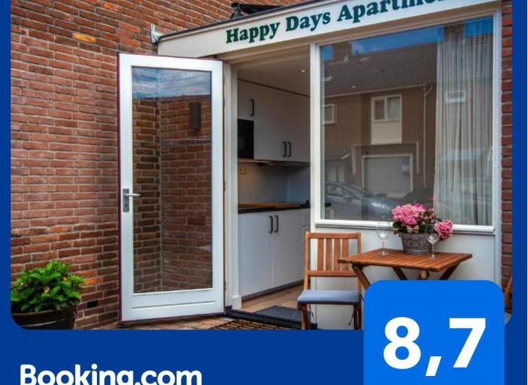 Happy Days Apartment   Luxurious   Free Parking On Own Property