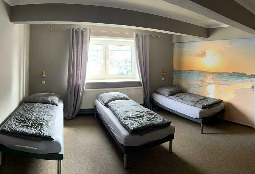 Hostel Fehmarn Mehrbett Zimmer
